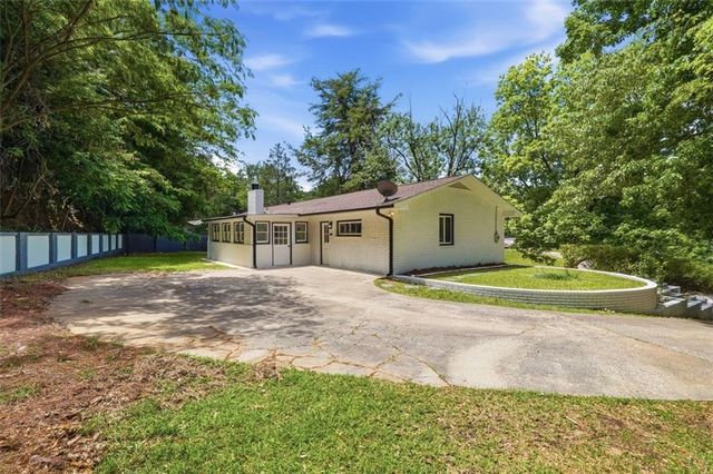 1150 Chestatee Road, Gainesville, GA 30501