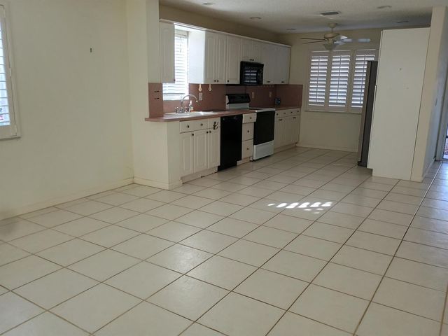 5505 N Ocean Boulevard 8-110, Ocean Ridge, FL 33435