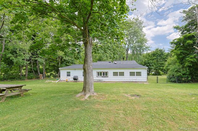 178 Mount Airy Road, New Windsor, NY 12553