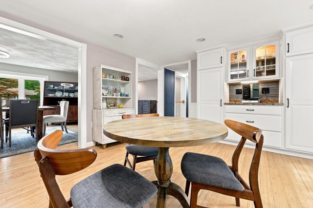 26 Glen Forest Lane, Methuen, MA 01844