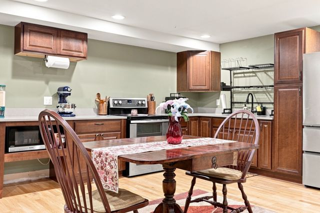 26 Glen Forest Lane, Methuen, MA 01844