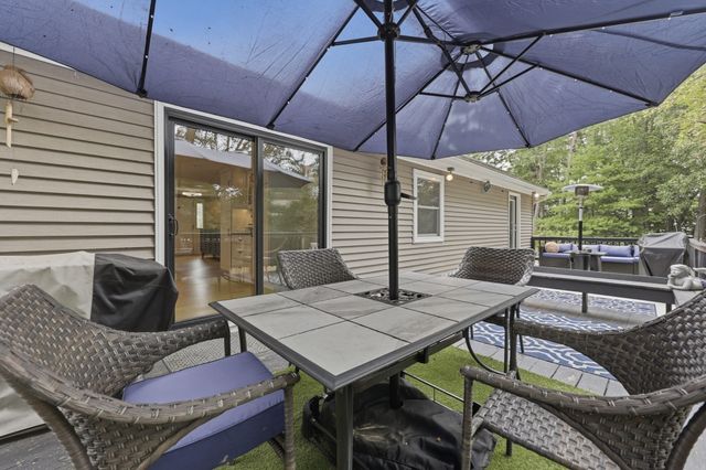 26 Glen Forest Lane, Methuen, MA 01844
