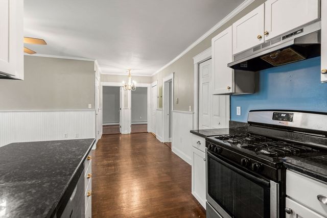 65 Palmer St 3, Salem, MA 01970