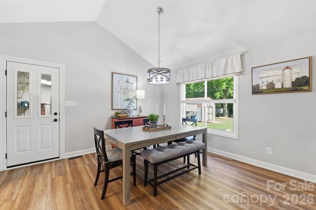 723 Pinehaven Circle, Clover, SC 29710