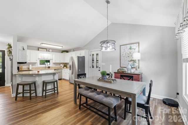 723 Pinehaven Circle, Clover, SC 29710