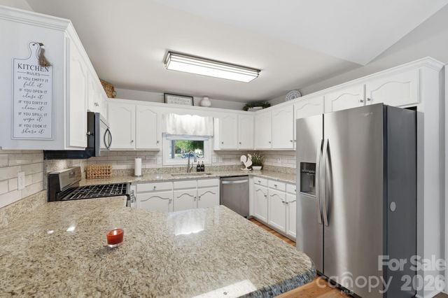 723 Pinehaven Circle, Clover, SC 29710