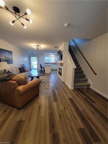 4379 Bastille Drive, Kernersville, NC 27284