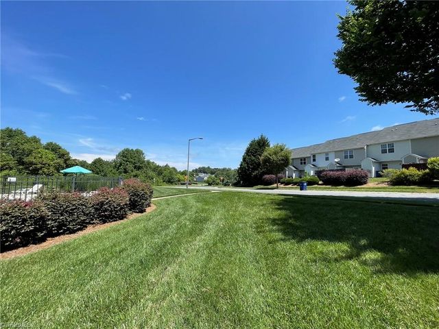 4379 Bastille Drive, Kernersville, NC 27284