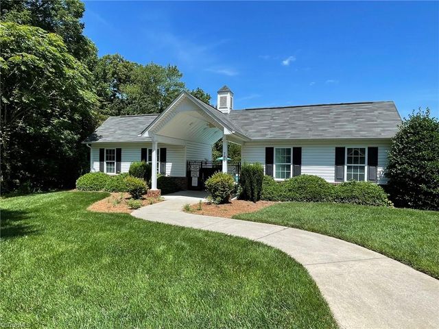 4379 Bastille Drive, Kernersville, NC 27284