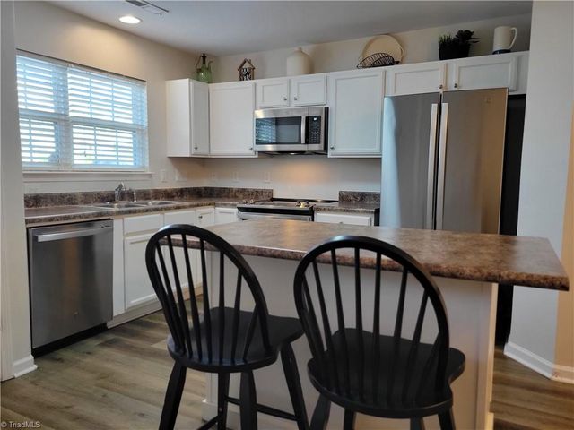 4379 Bastille Drive, Kernersville, NC 27284