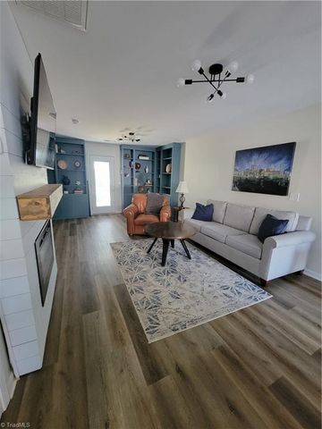 4379 Bastille Drive, Kernersville, NC 27284