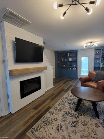 4379 Bastille Drive, Kernersville, NC 27284