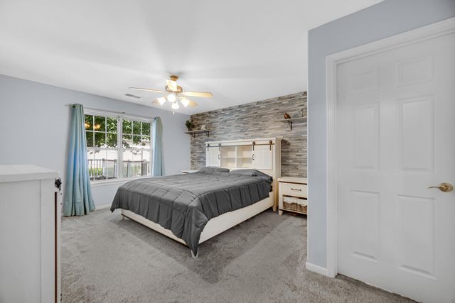10615 Pike Street, Crown Point, IN 46307