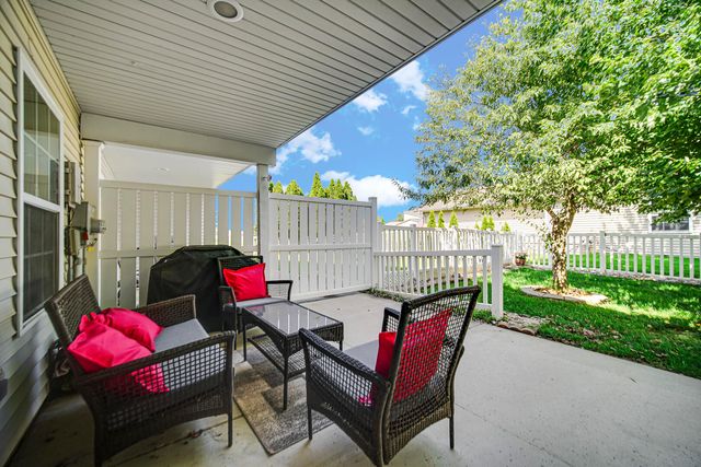 10615 Pike Street, Crown Point, IN 46307