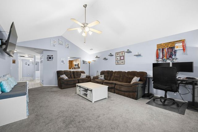 10615 Pike Street, Crown Point, IN 46307