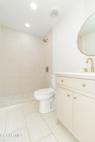 916 S Tays Street 4, El Paso, TX 79901