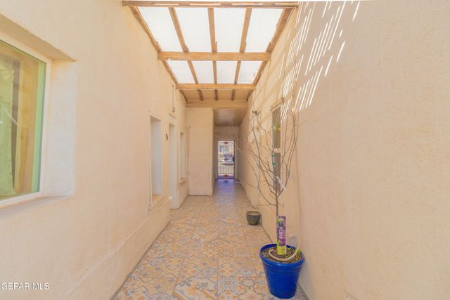 916 S Tays Street 4, El Paso, TX 79901