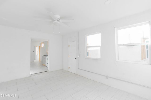 916 S Tays Street 4, El Paso, TX 79901