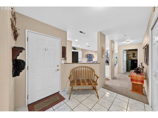 2449 Nw LOGAN St, Camas, WA 98607