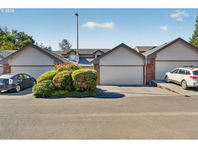 2449 Nw LOGAN St, Camas, WA 98607