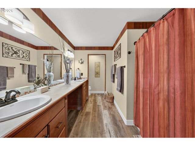 2449 Nw LOGAN St, Camas, WA 98607