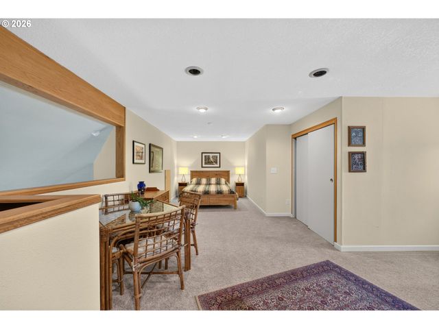 2449 Nw LOGAN St, Camas, WA 98607