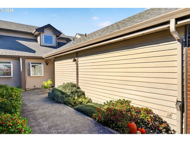 2449 Nw LOGAN St, Camas, WA 98607