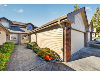 2449 Nw LOGAN St, Camas, WA 98607