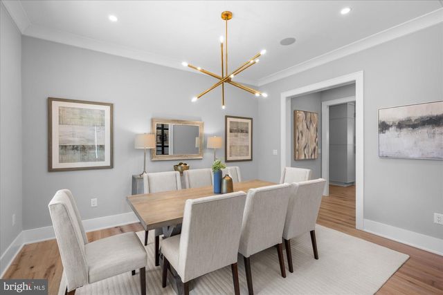 921 22ND ST S, Arlington, VA 22202