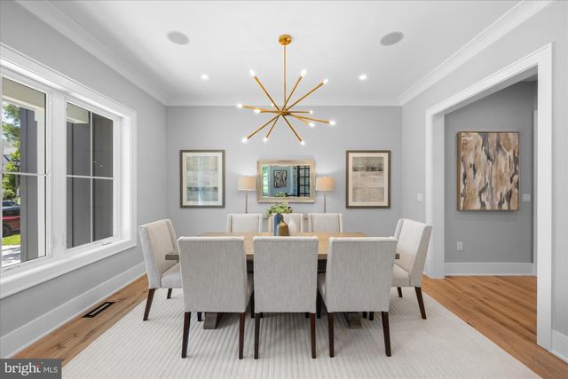 921 22ND ST S, Arlington, VA 22202