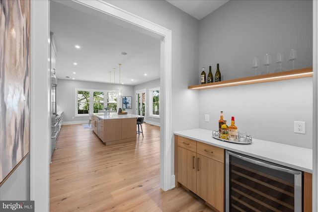 921 22ND ST S, Arlington, VA 22202