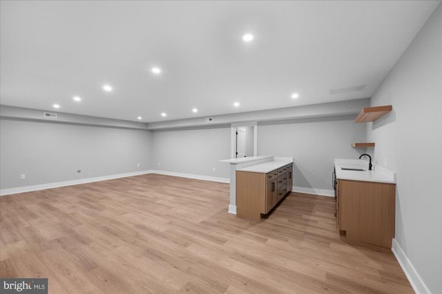 921 22ND ST S, Arlington, VA 22202