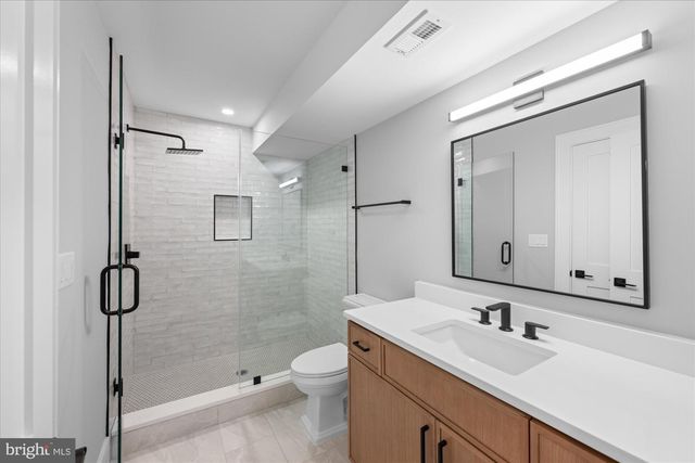 921 22ND ST S, Arlington, VA 22202