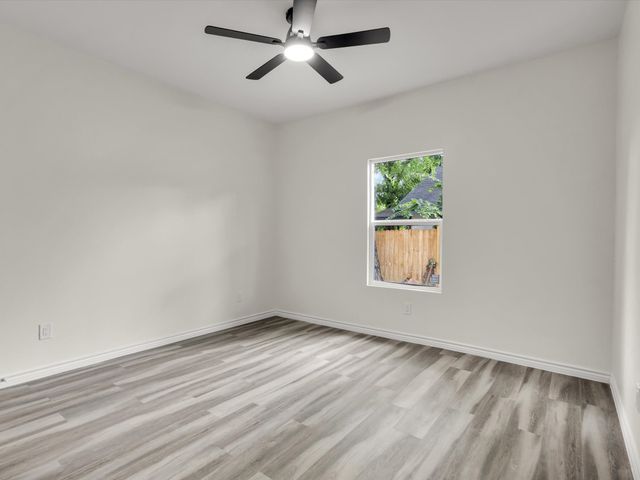 3526 Elsie Faye Heggins Street, Dallas, TX 75210
