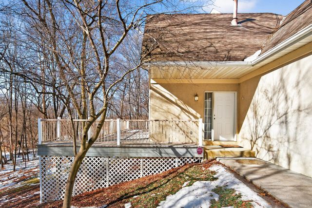 11990 Creekridge Lane, Chaska, MN 55318