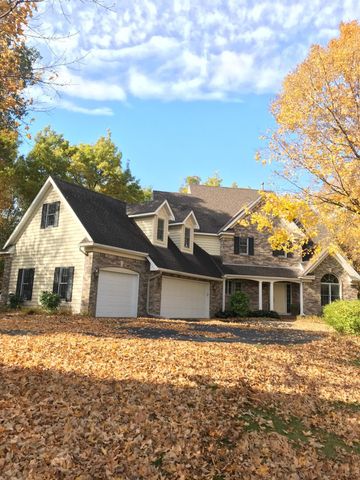 11990 Creekridge Lane, Chaska, MN 55318