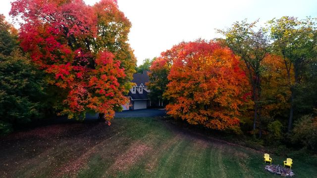 11990 Creekridge Lane, Chaska, MN 55318