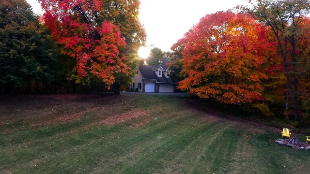 11990 Creekridge Lane, Chaska, MN 55318