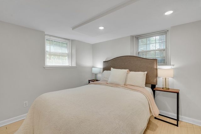 10 Shepard St 2, Cambridge, MA 02138