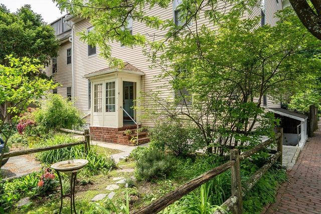 10 Shepard St 2, Cambridge, MA 02138