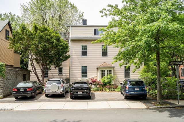 10 Shepard St 2, Cambridge, MA 02138