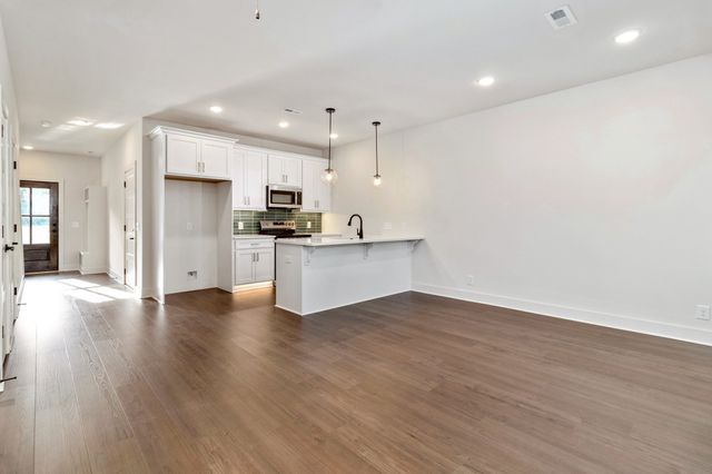 12 Dutch Drive, Clarksville, TN 37043