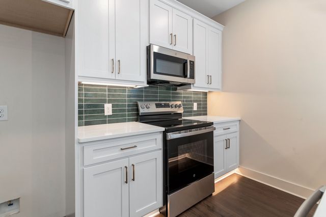 12 Dutch Drive, Clarksville, TN 37043