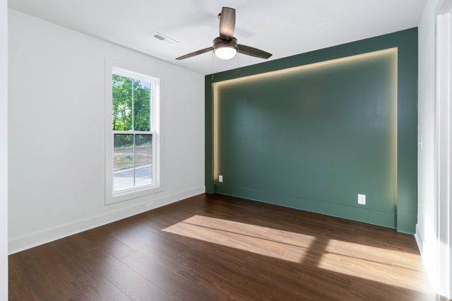 12 Dutch Drive, Clarksville, TN 37043