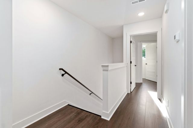 12 Dutch Drive, Clarksville, TN 37043