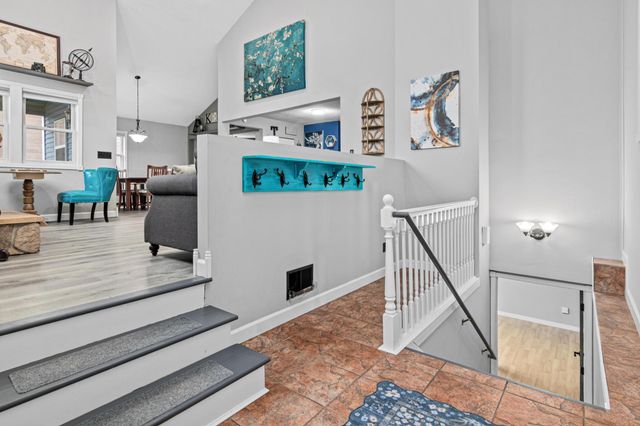 514 Cleveland Avenue SW, New Brighton, MN 55112