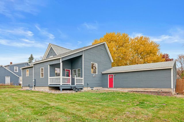 514 Cleveland Avenue SW, New Brighton, MN 55112