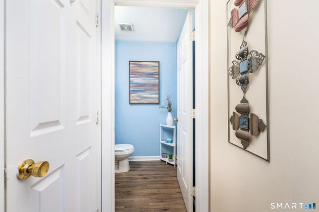 104 Lake Vista Drive 104, East Hampton, CT 06424