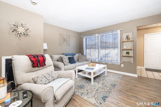 104 Lake Vista Drive 104, East Hampton, CT 06424