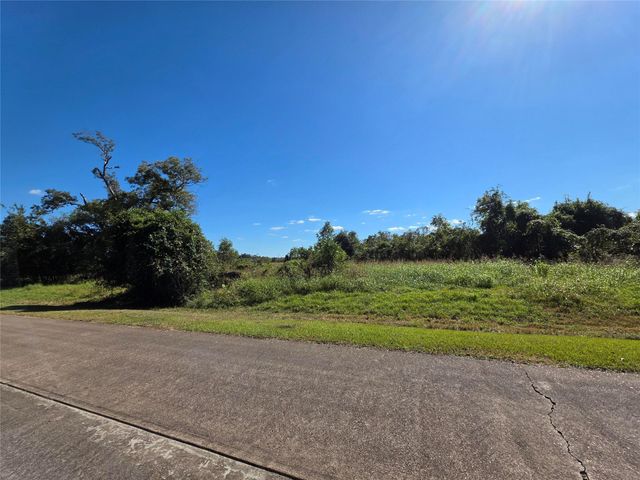 0 Wagon Wheel Trail, Angleton, TX 77515